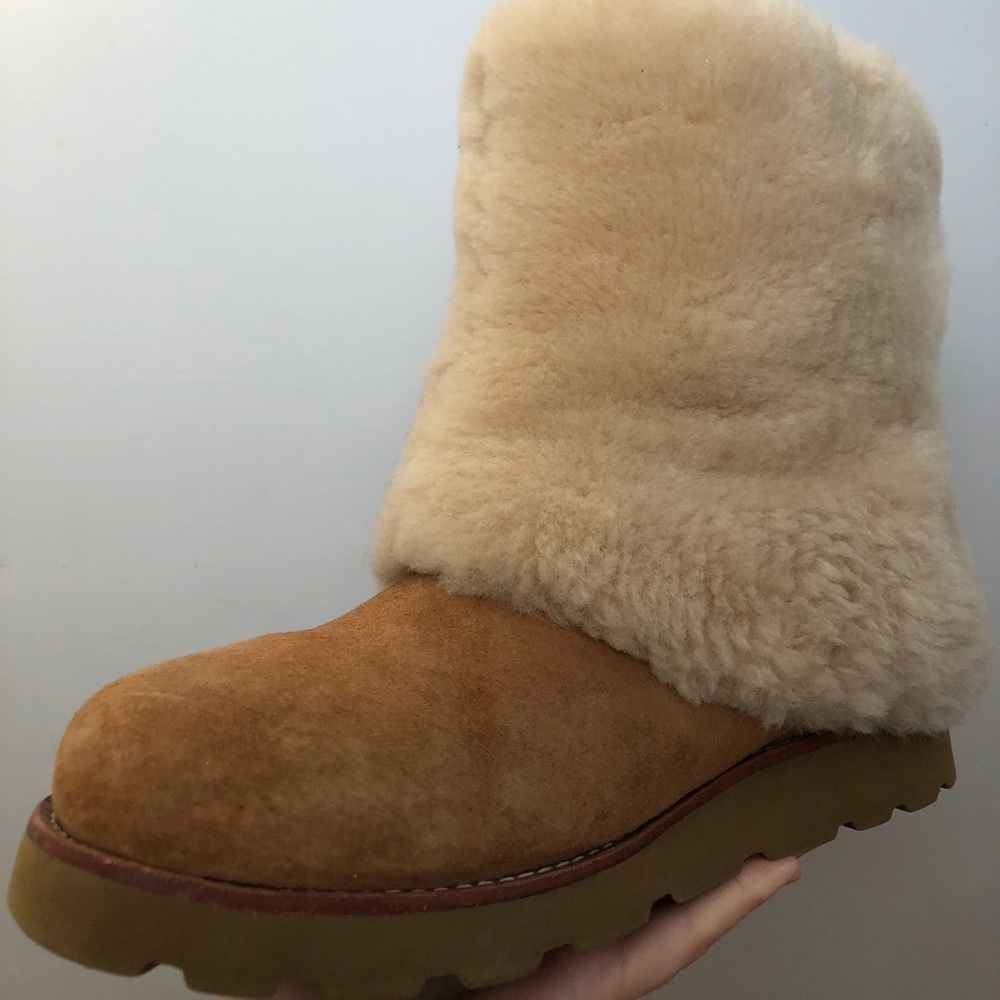 Ugg’s fluffy boots